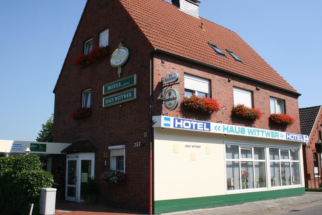 Hotel Haus Wittwer Emden Exterior foto